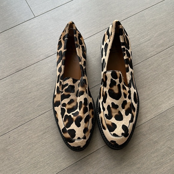 Aquatalia Kenley leopard print shoes - Picture 2 of 5